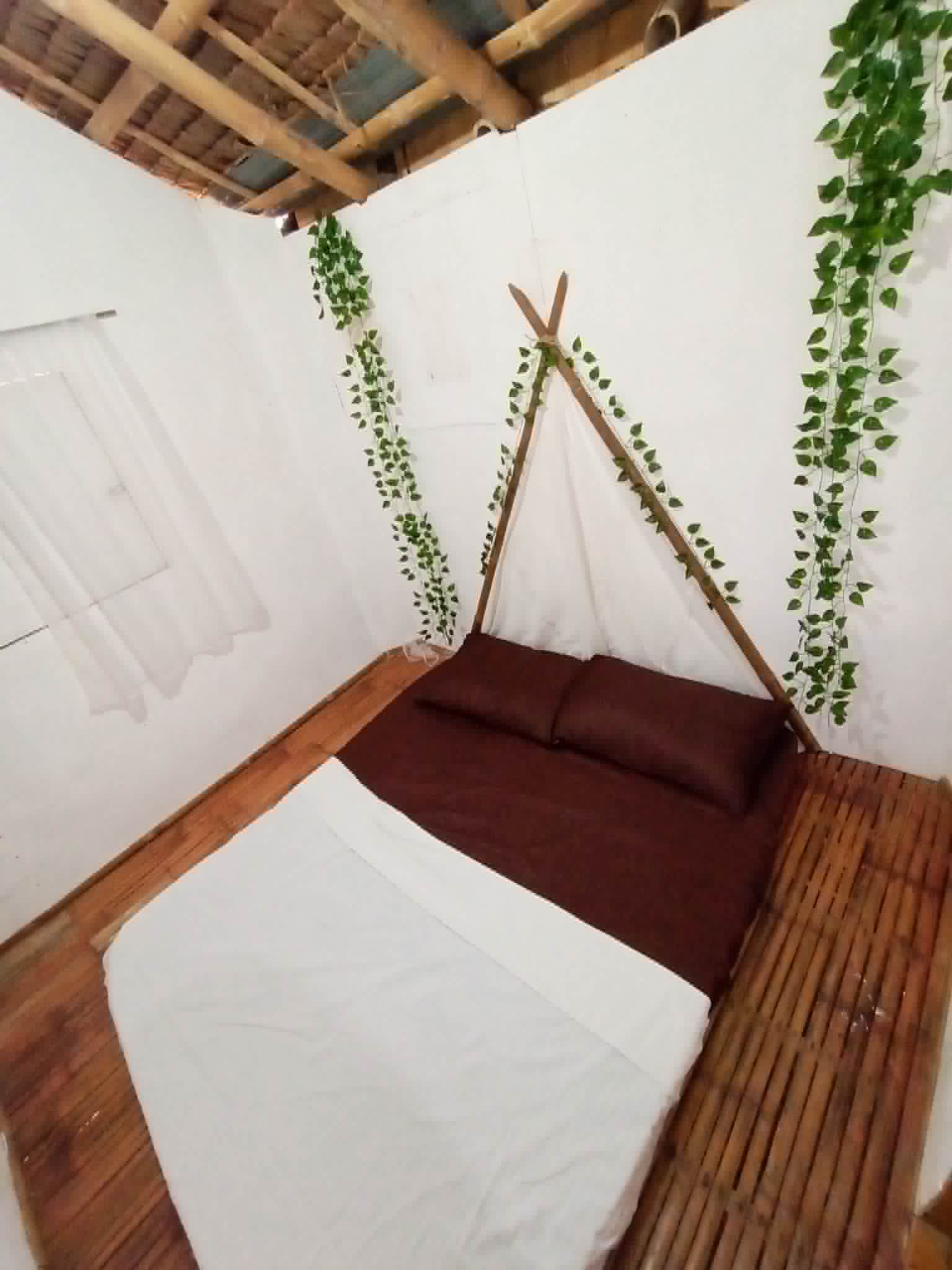 Kabana Glamping Hut 1